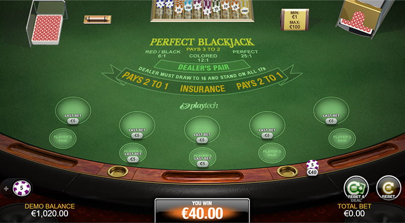 Das Spielfeld von Perfect Blackjack.