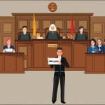 Ein gezeichneter Gerichtssaal mit Richter, Staatsanwalt und Ausschuss.