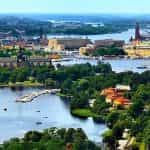 Schwedens Hauptstadt Stockholm mit seinen vielen Gewässern.